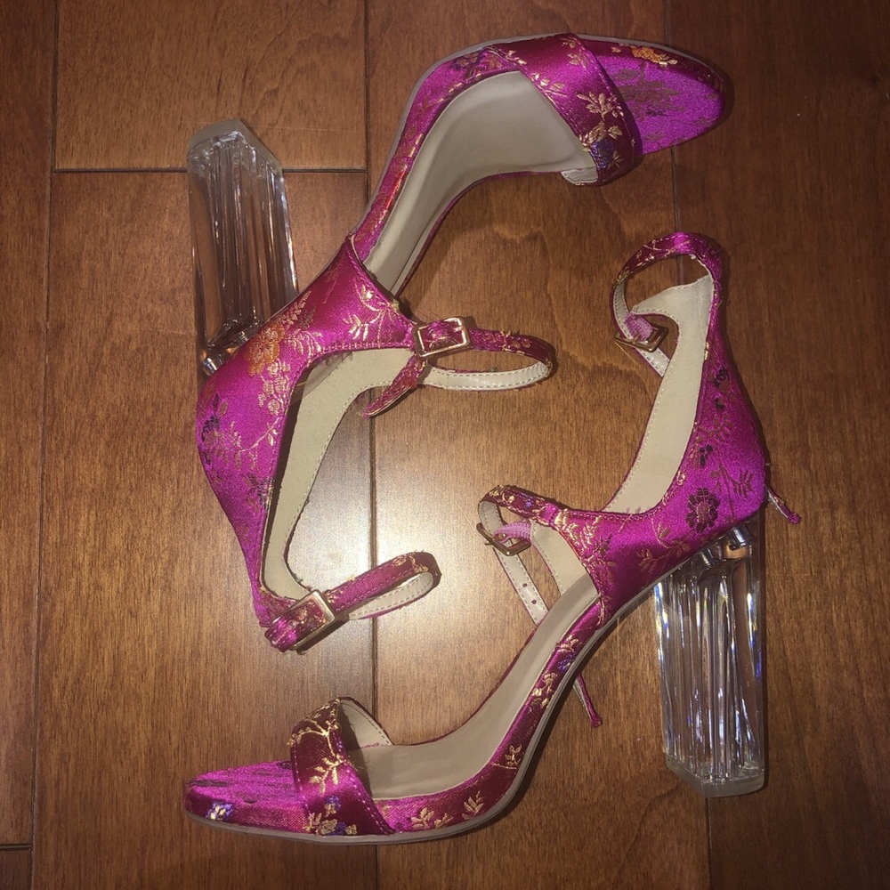 Pink heels - Picture 3 of 3